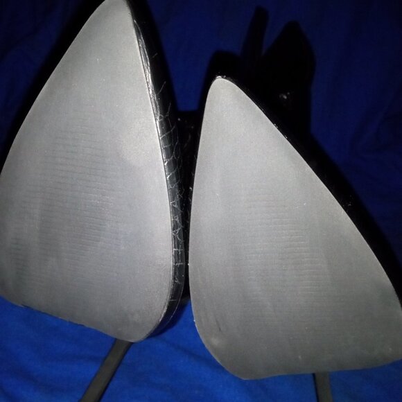 GETTING STRAIGHT TO THE POINT Knee High Boots - Black ( BRAND NEW !!! ) - Picture 5 of 6